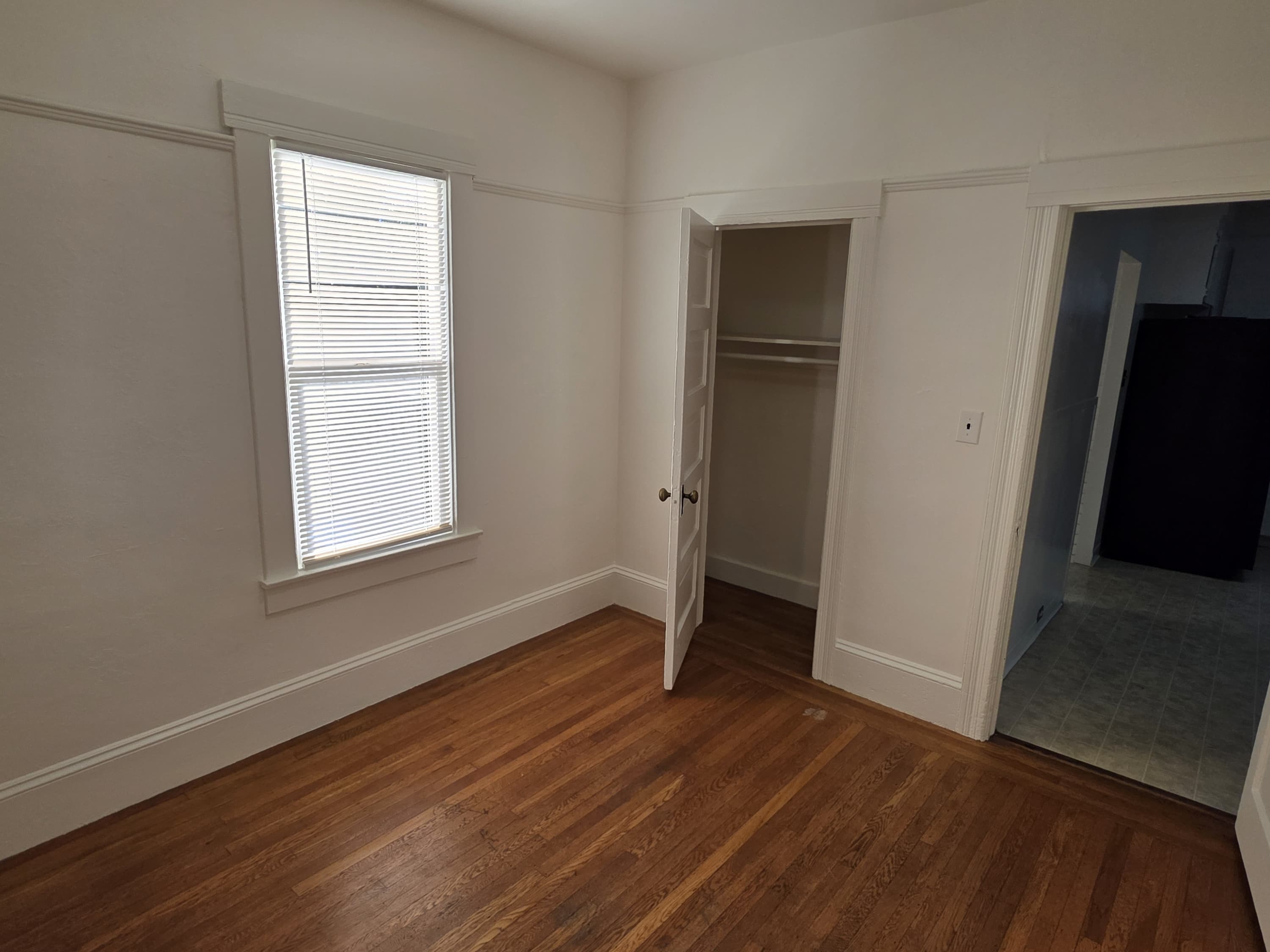 2025 Washington Avenue - 1616193550fe46f384d2b86b991628bf.jpg