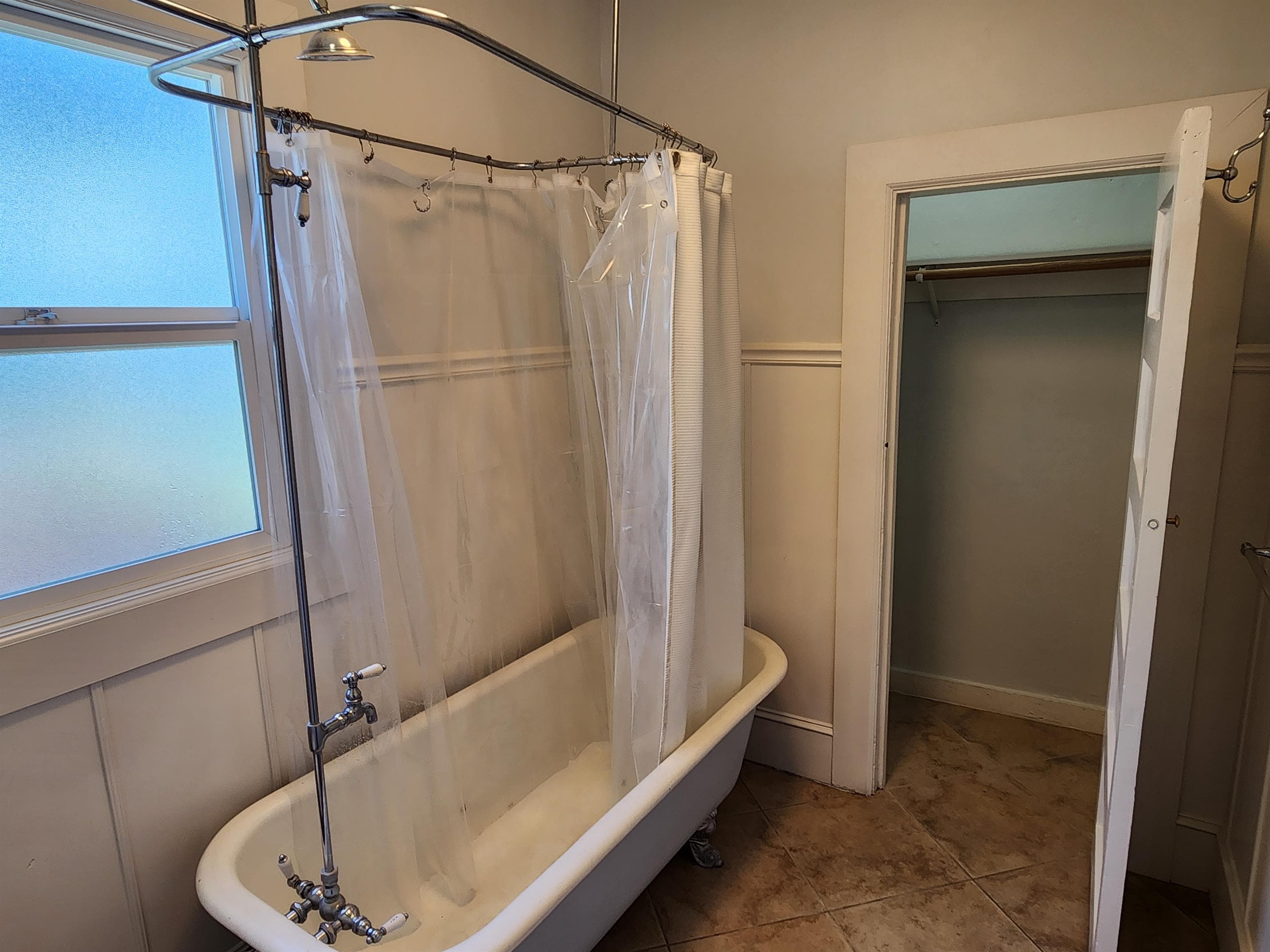 598 32nd Street - 6f6187c5a1c64c46b6a855671c833424.jpg