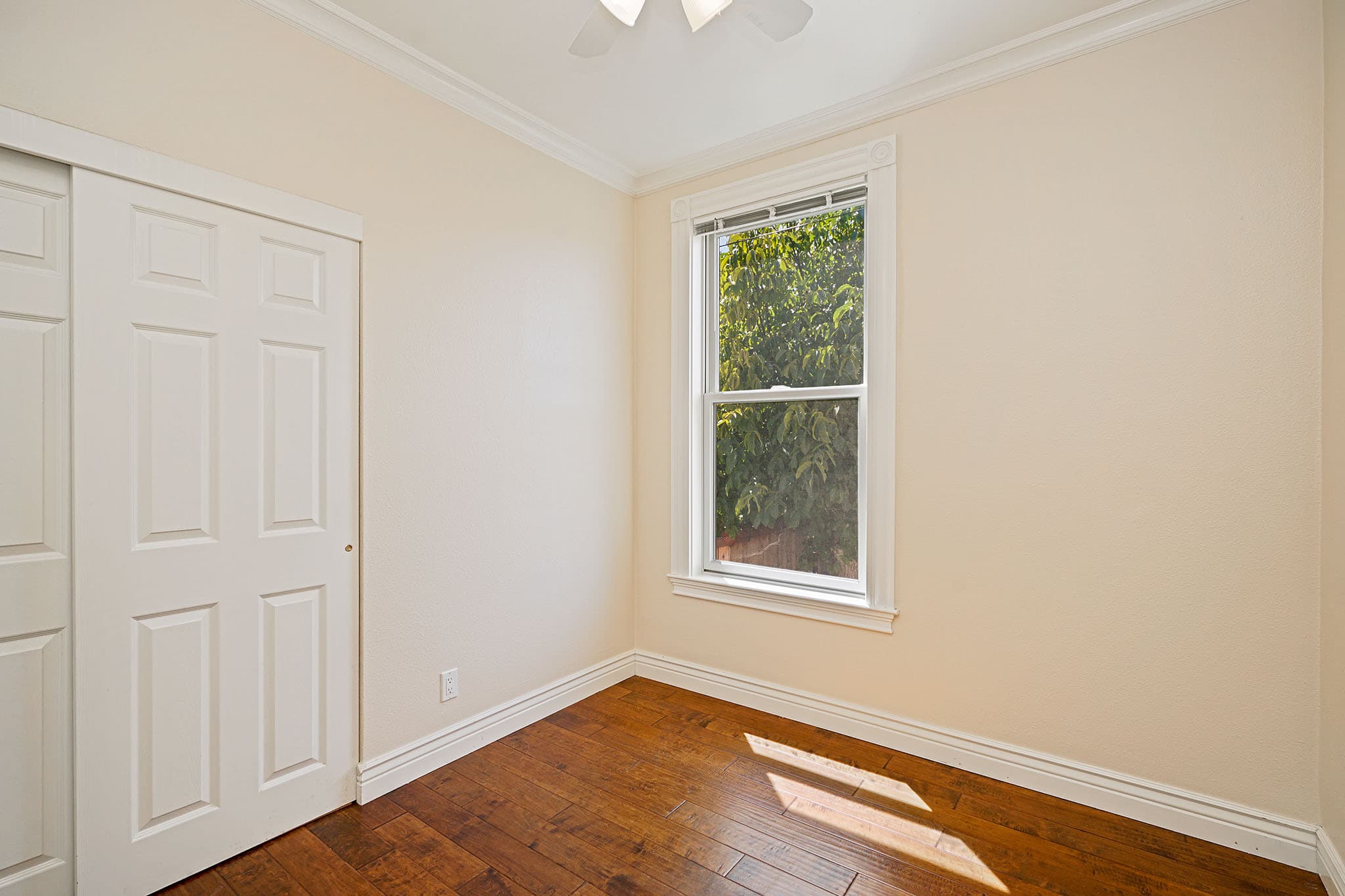 5553 Vallejo Street - 7ec7b3a9055348c586aefe04101b0d31.jpg