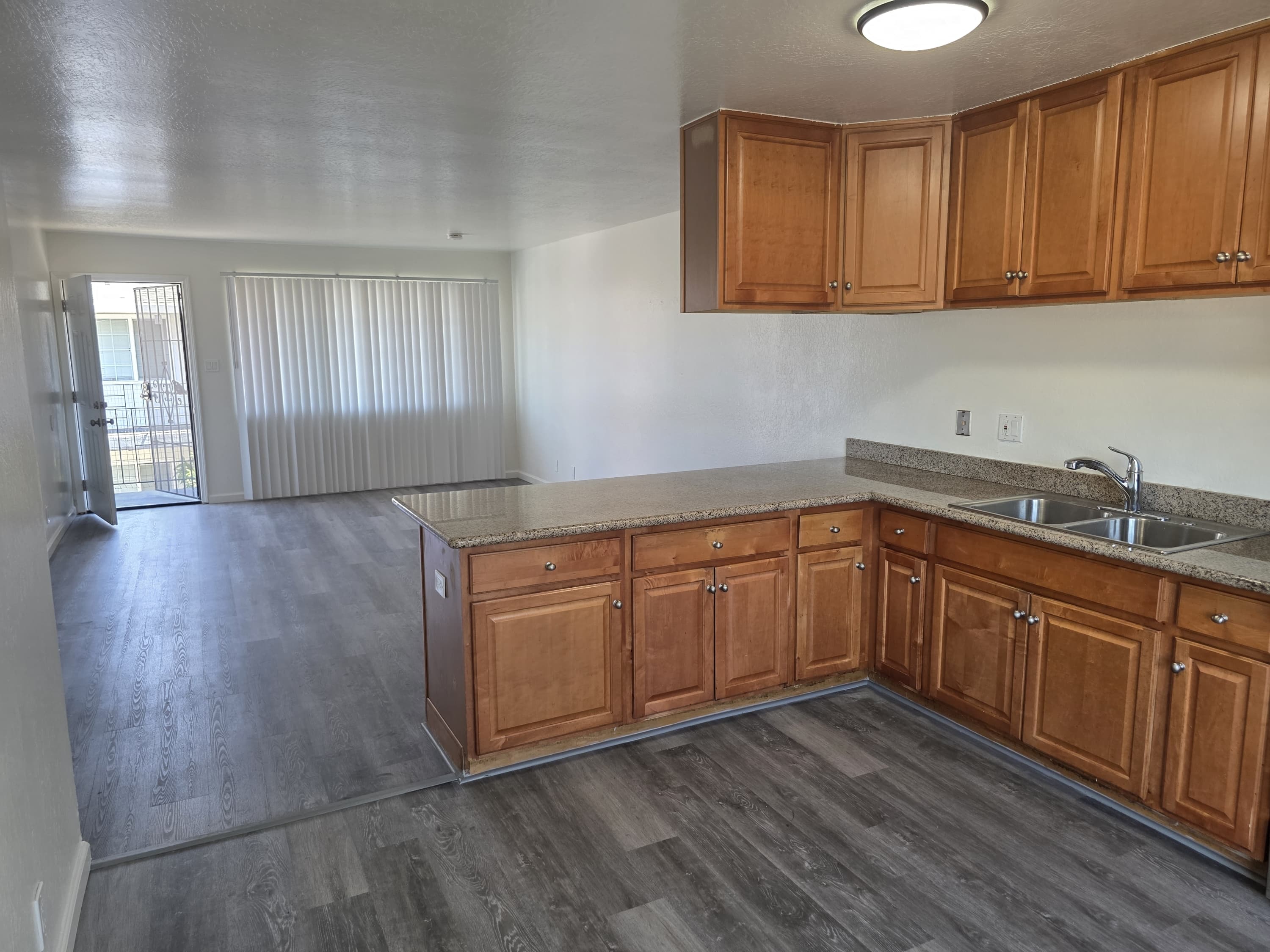 27070 Manon Avenue - b152f835361a46db808138b0c8323145.jpg
